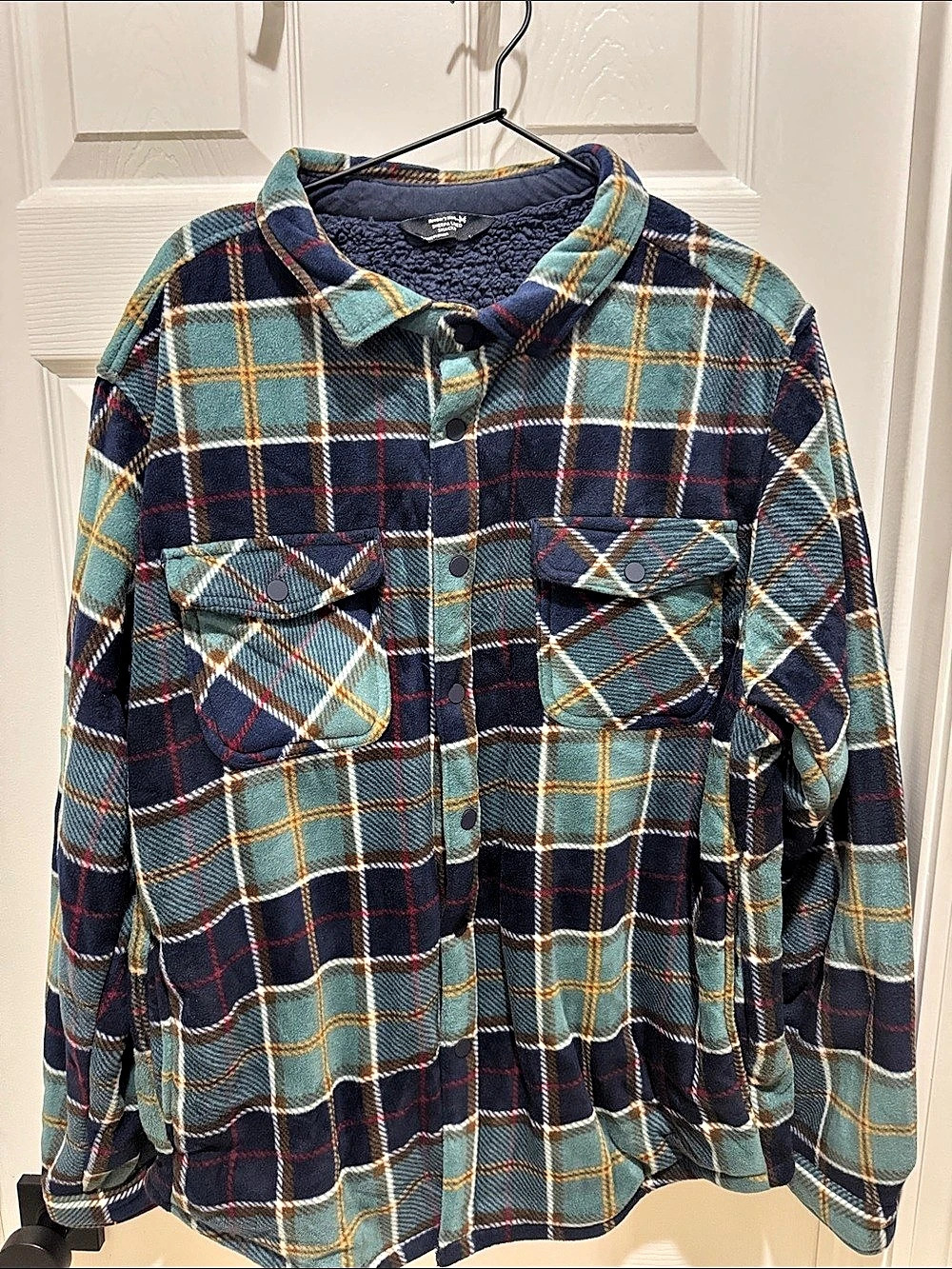 Member's Mark Men's Sherpa Lined Shacket Green & Blue Plaid